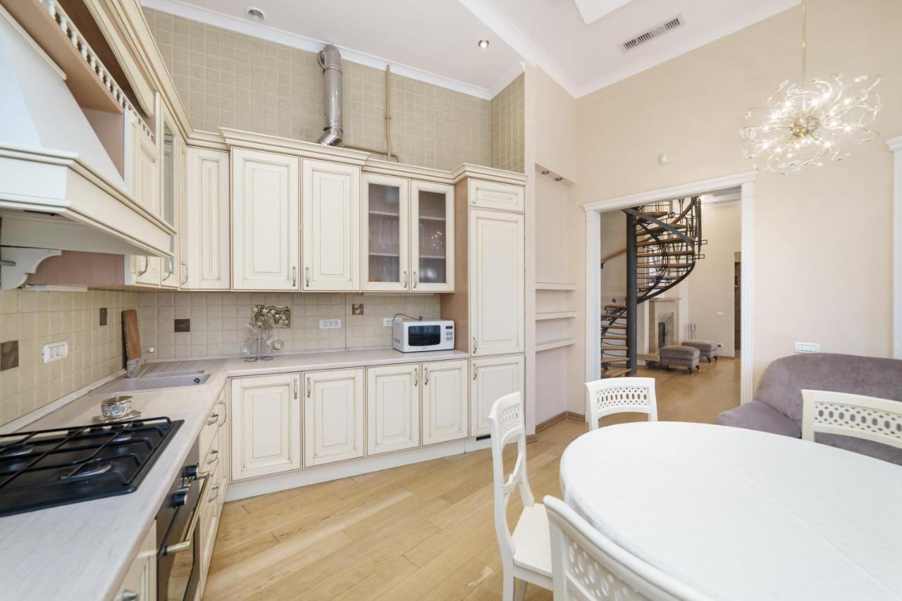 Katerynyska 2 Level Apartment With Sauna Одеса Екстериор снимка