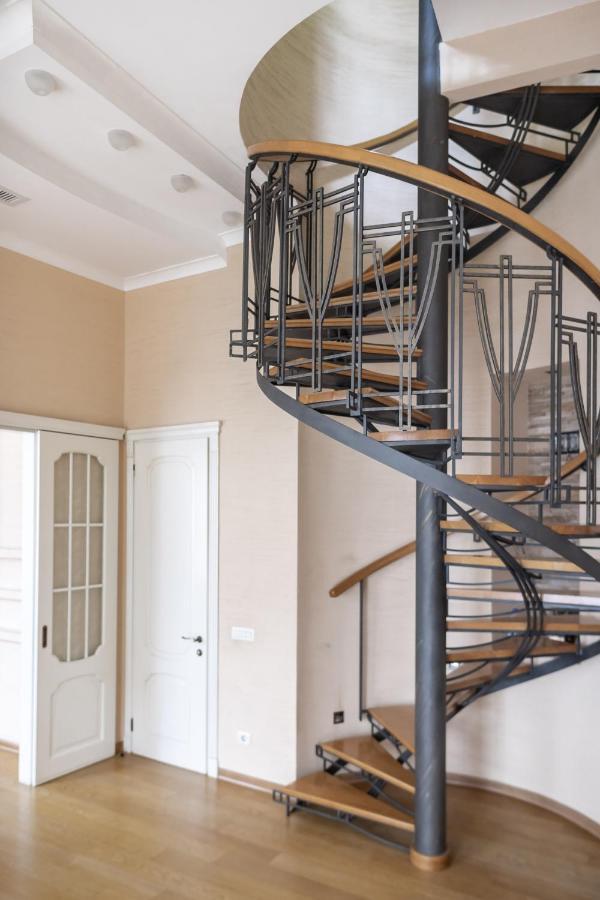 Katerynyska 2 Level Apartment With Sauna Одеса Екстериор снимка